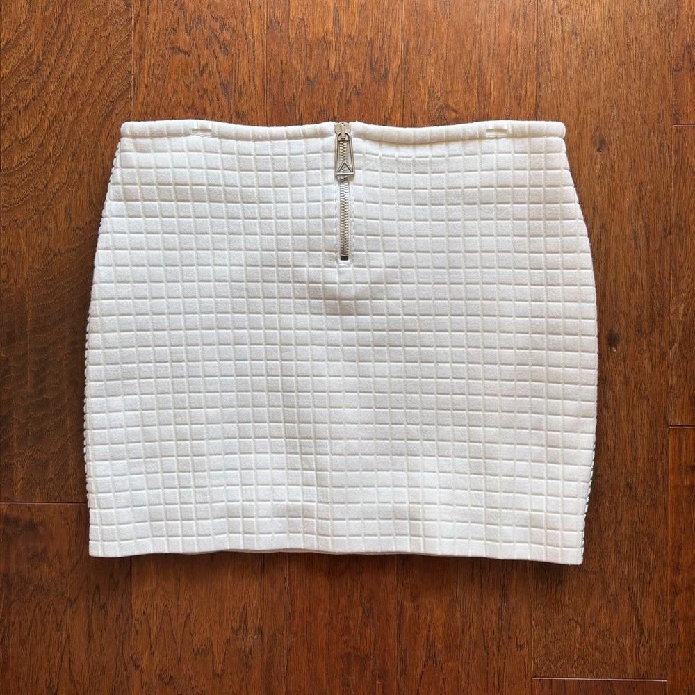 Bottega Veneta Jersey Matelasse Skirt White | Size 40 - Picture 5 of 12